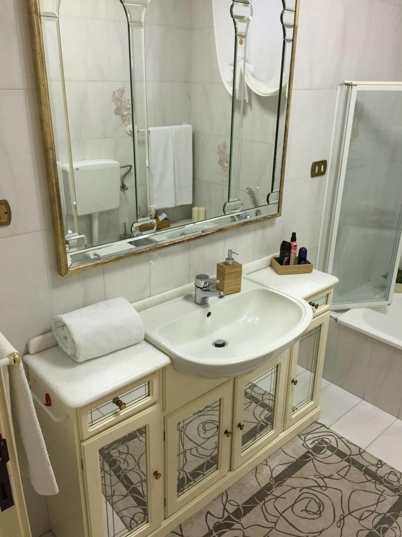 Greenriver Hotel Ponsacco Ngoại thất bức ảnh