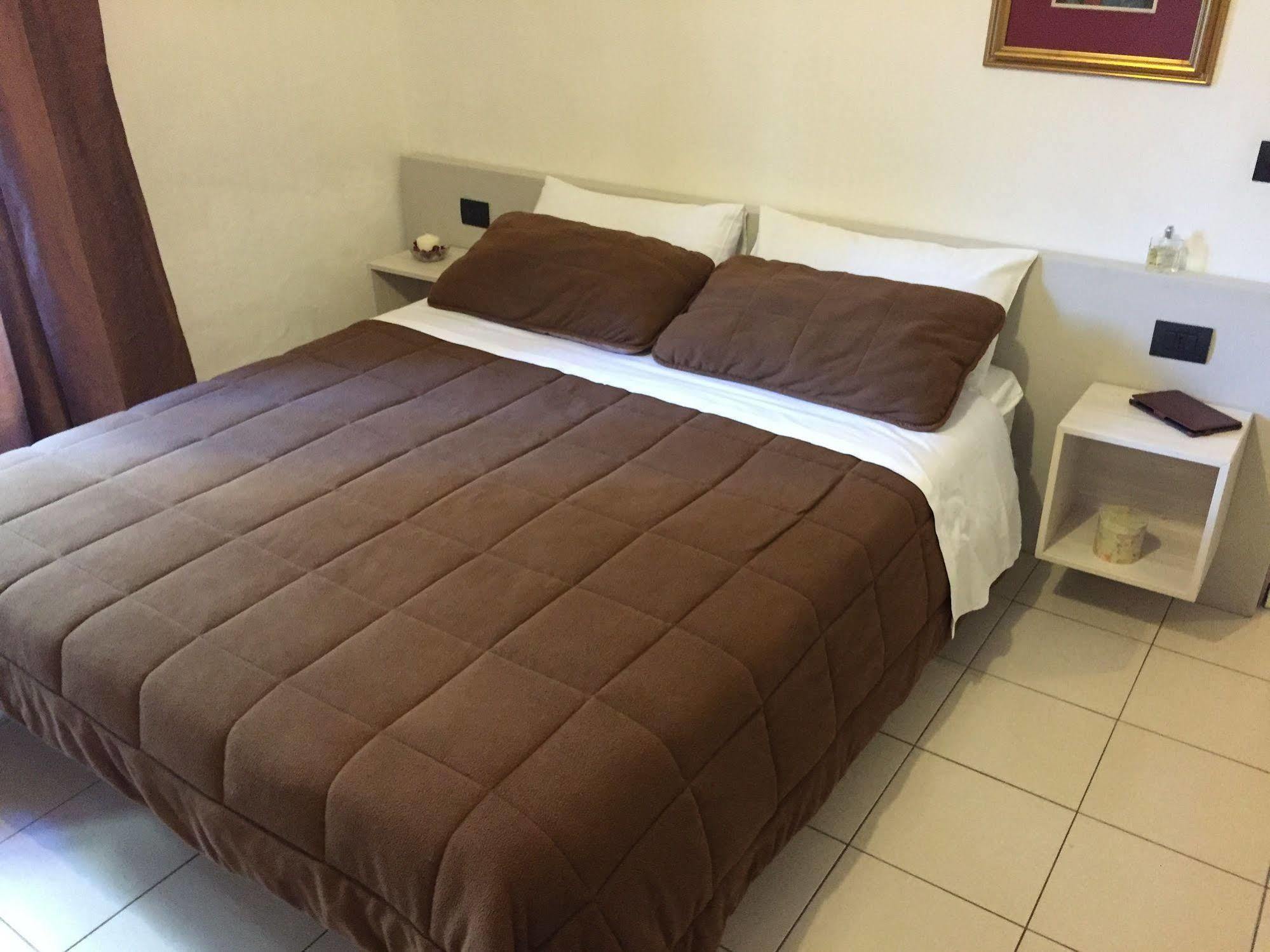 Greenriver Hotel Ponsacco Ngoại thất bức ảnh